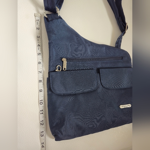Travelon RFID Anti-Theft Crossbody Bag - Picture 13 of 15